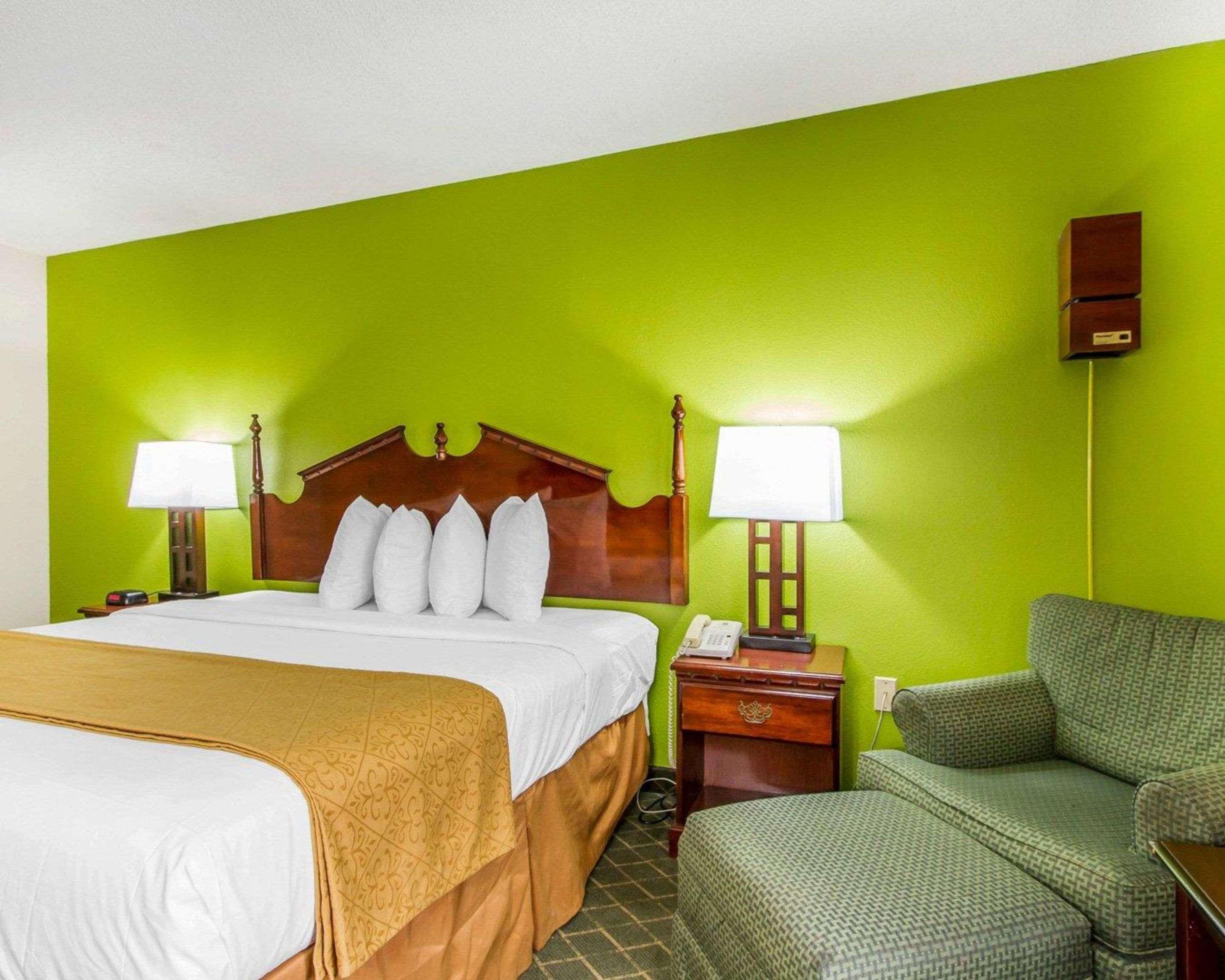 Quality Inn Near University Of Mobile Saraland Exterior photo