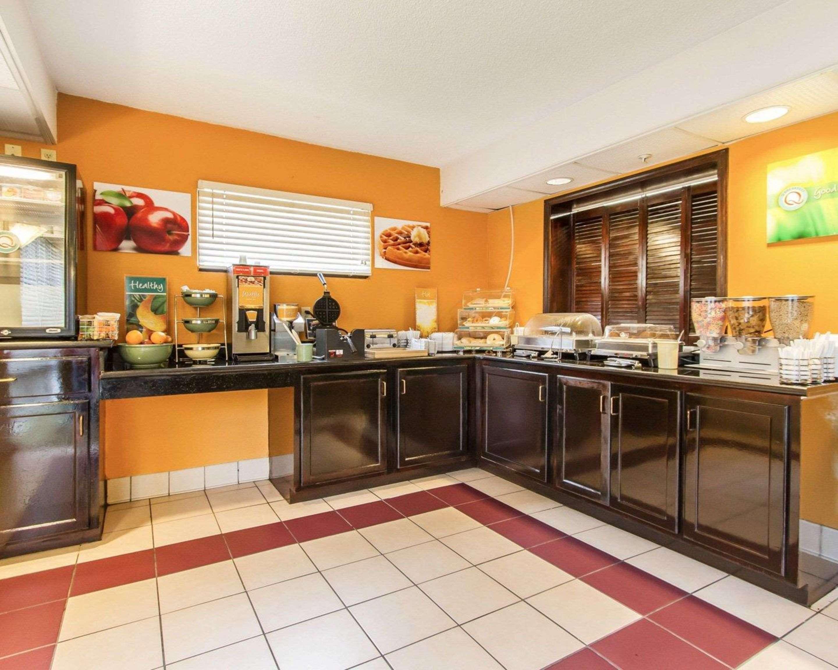 Quality Inn Near University Of Mobile Saraland Exterior photo