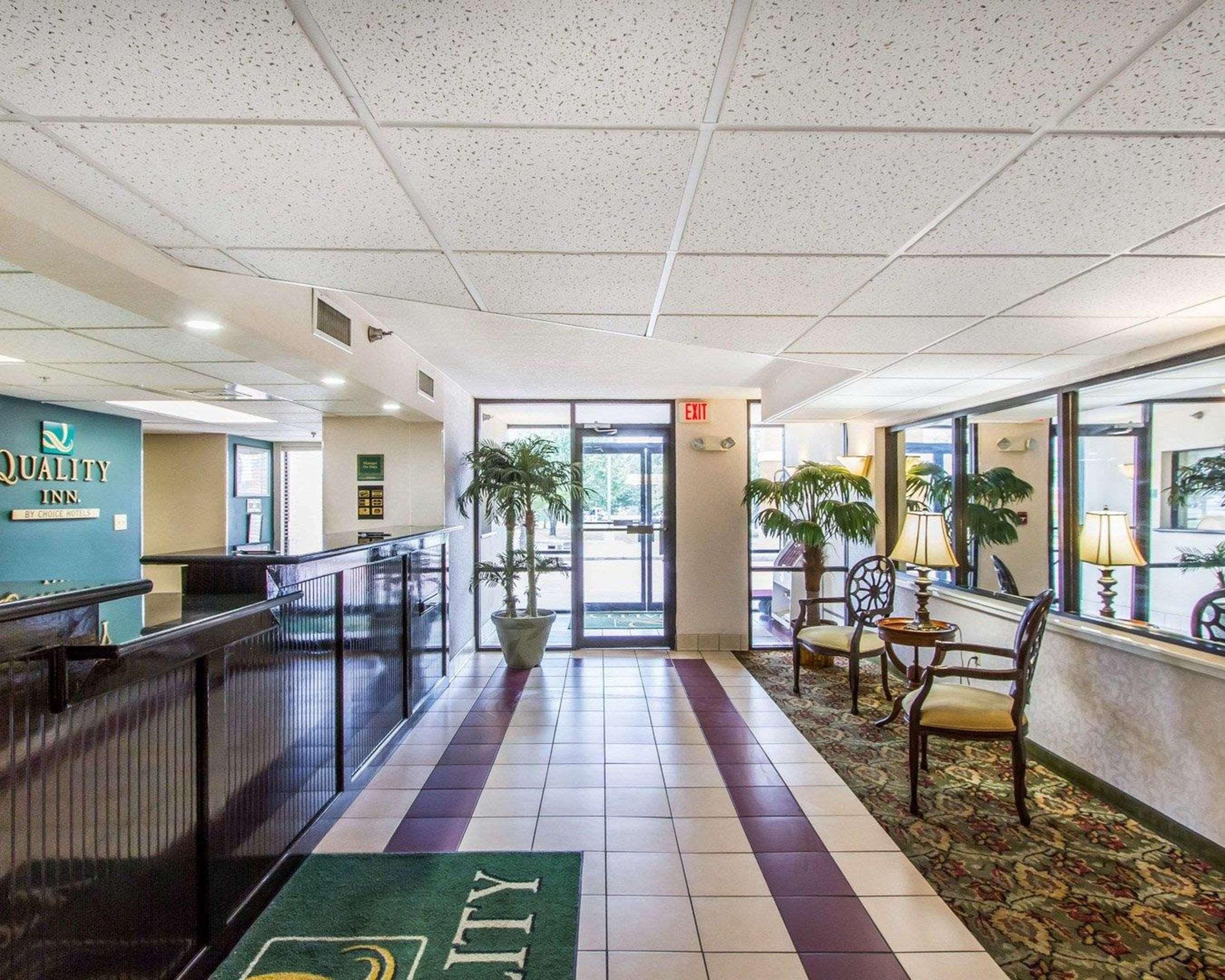 Quality Inn Near University Of Mobile Saraland Exterior photo