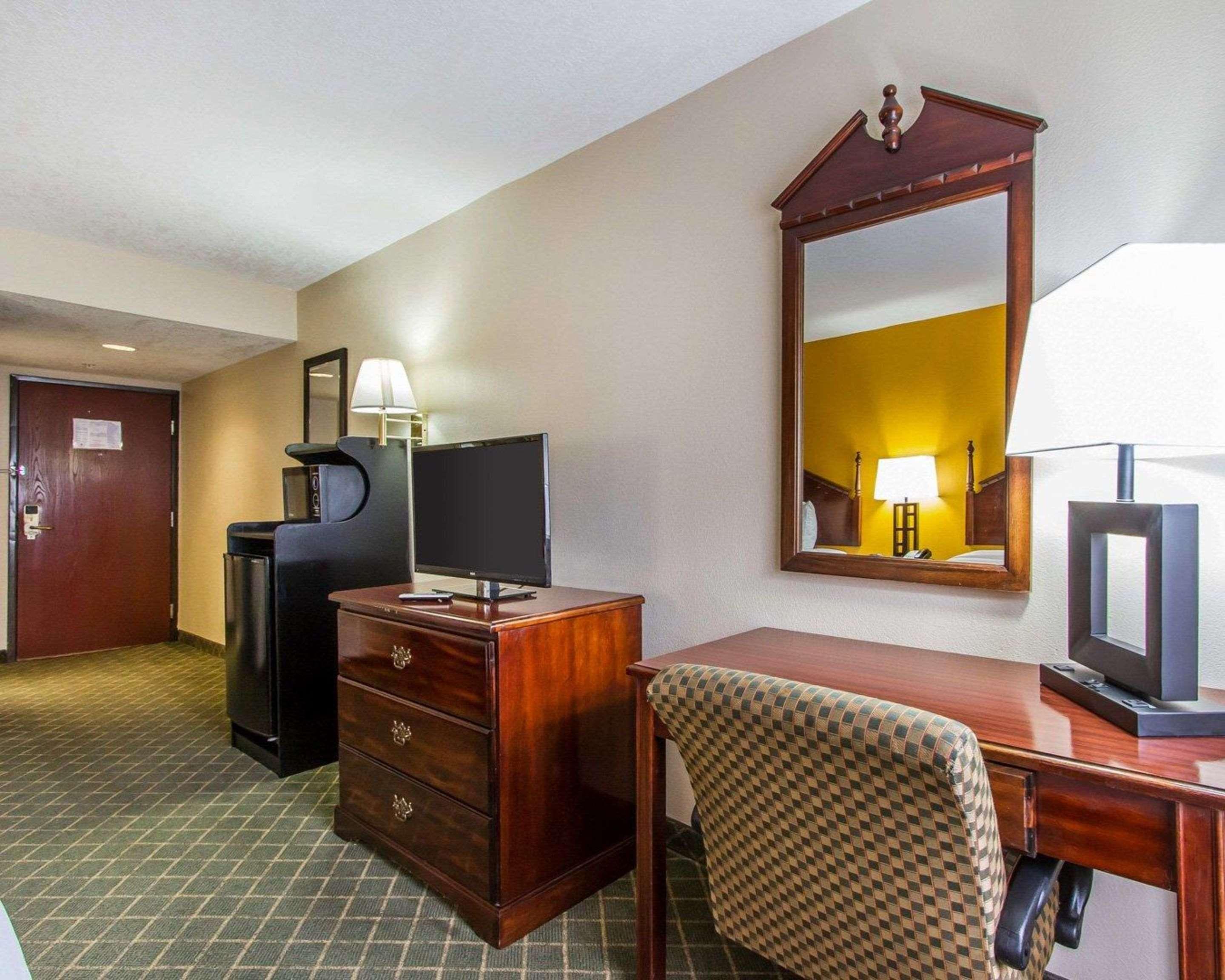 Quality Inn Near University Of Mobile Saraland Exterior photo